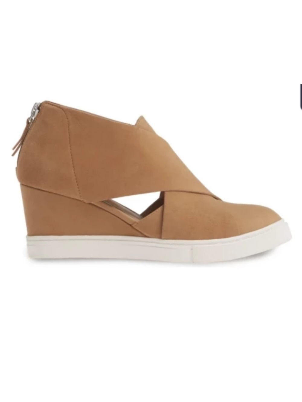 Women’s Tan Wedge Sneaker